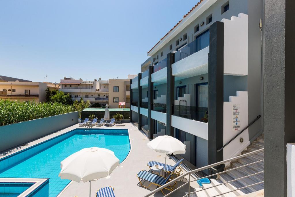 Yacinthos Hotel Apartments