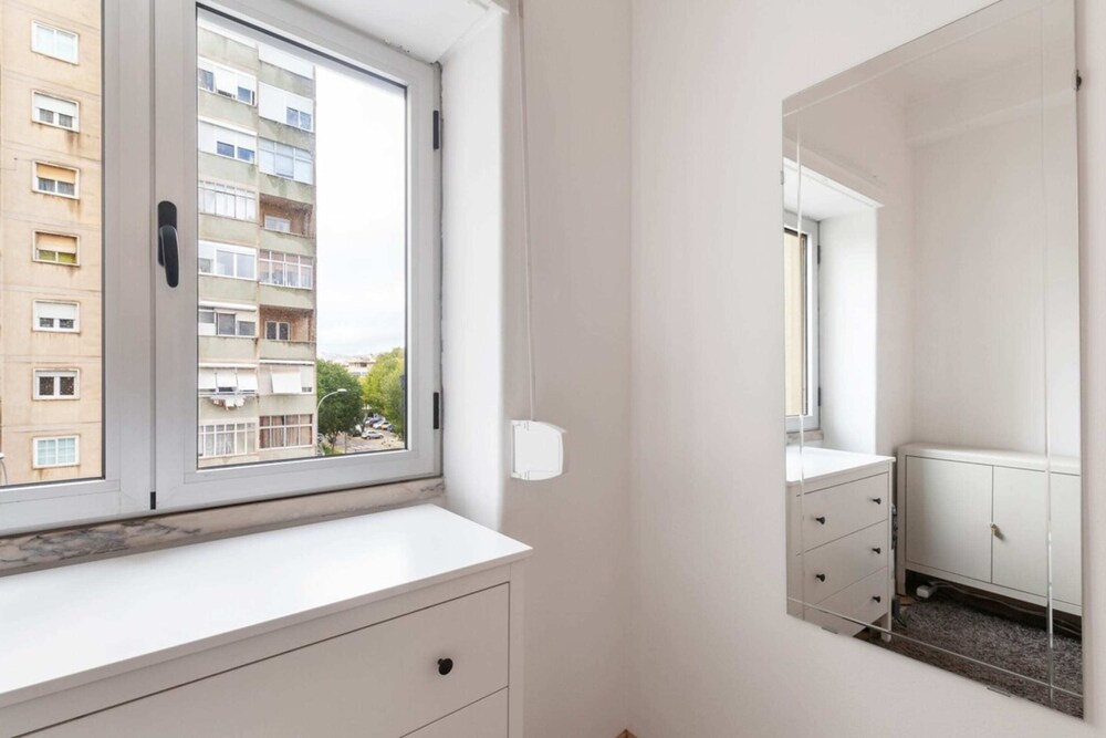 Beautiful One Bedroom Apartment Near Benfica