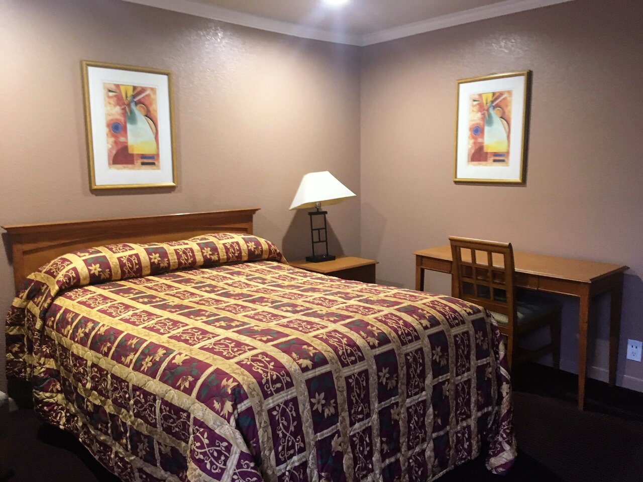 Mission Motel