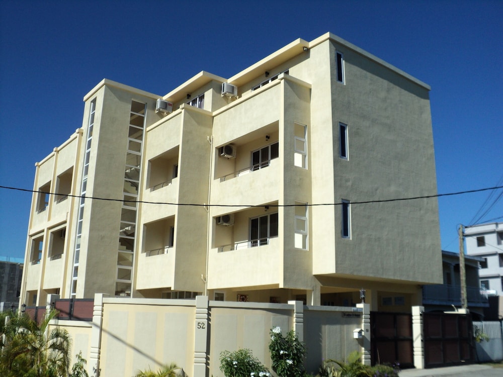 Monalysa St Honore Apartment & Studios Grand Bay