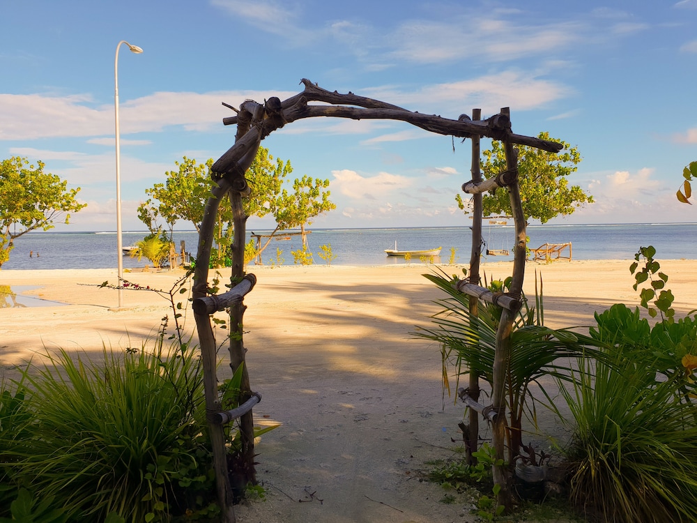 SEVEN CORALS GUEST HOUSE AT MAAFUSHI