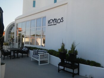 Kouros Exclusive Hotel