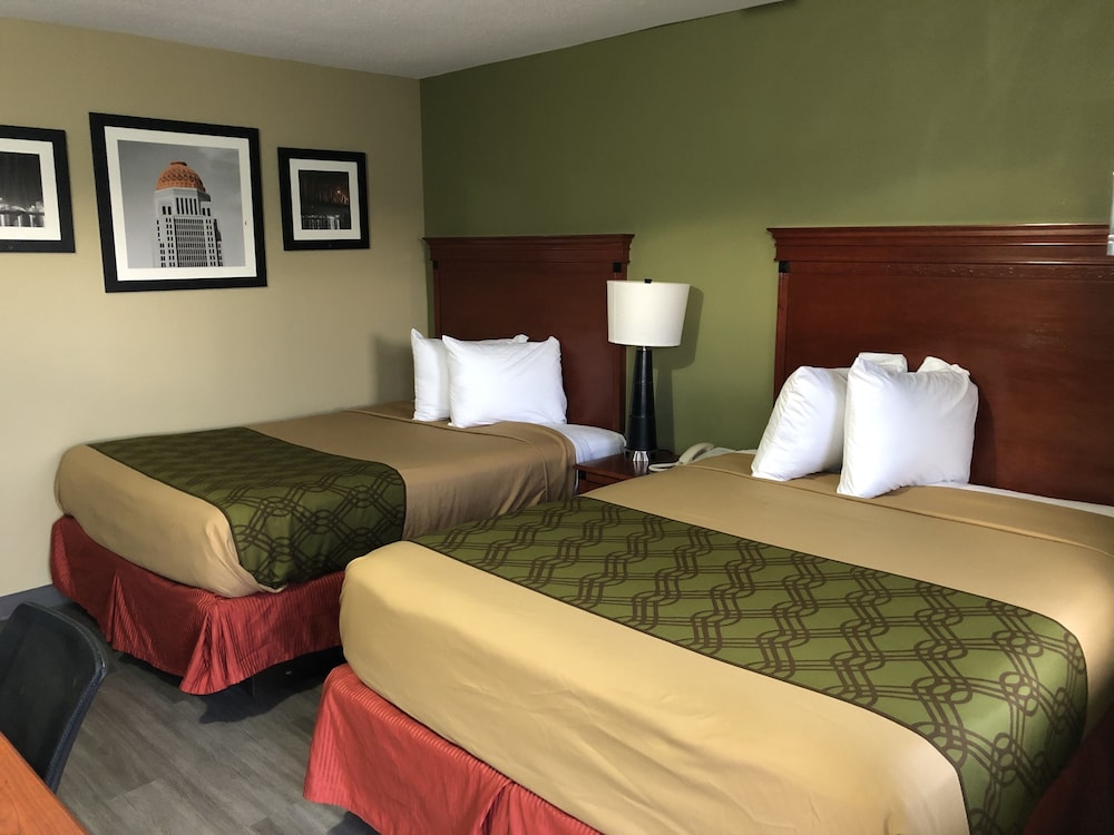 Deluxe Inn & Suites