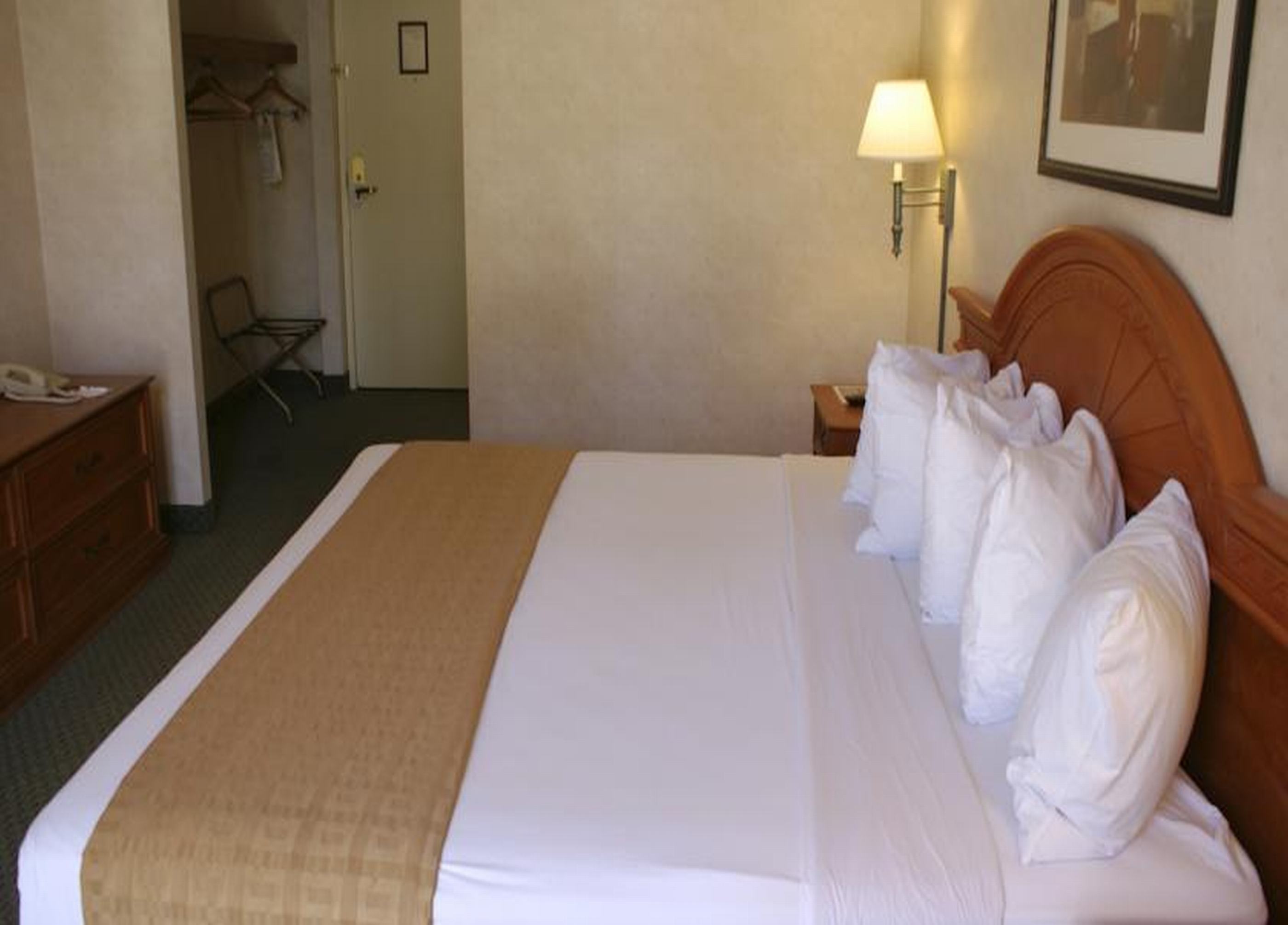 Clarion Hotel Anaheim Resort