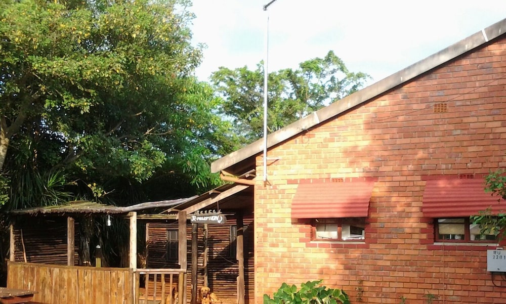 Hluhluwe Backpackers