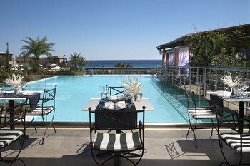 Aqua Grand Exclusive Deluxe Resort