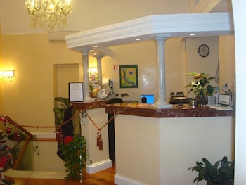Hotel Dina