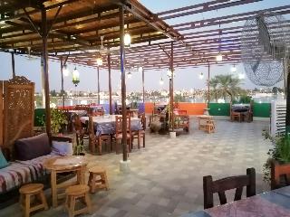 Nile Valley Hotel & Restaurant