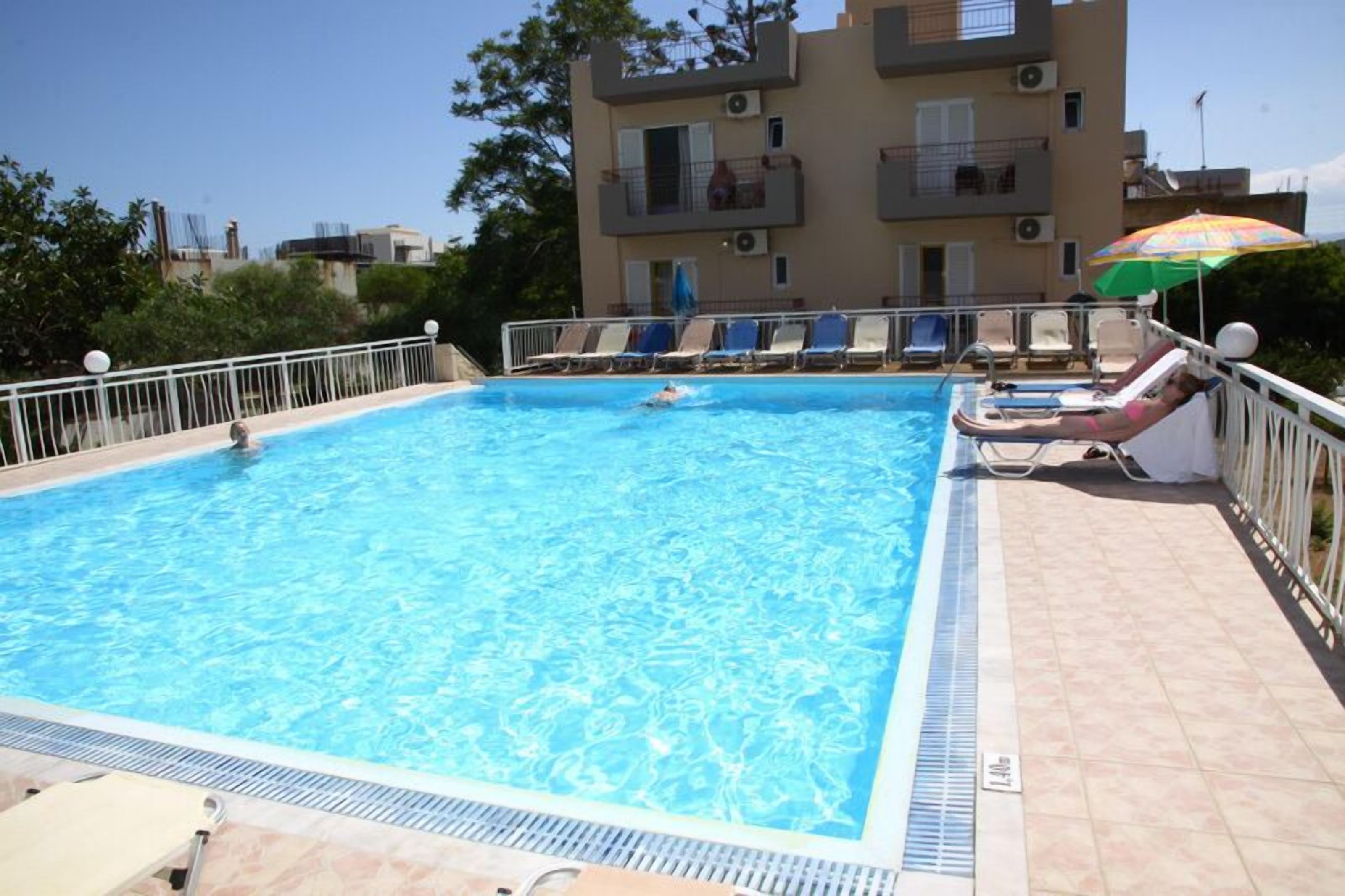 Acropolis Apartments
