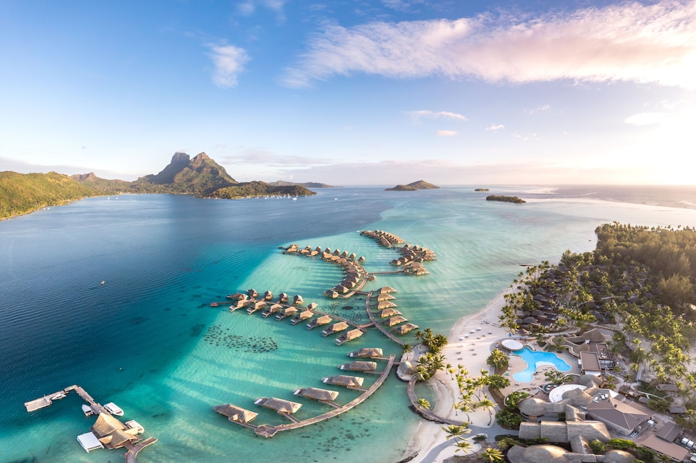 Le Bora Bora by Pearl Resorts 