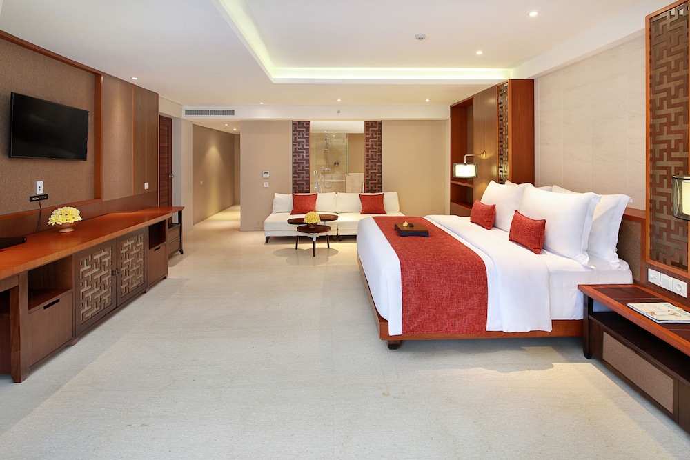 The Bandha Hotel and Suites