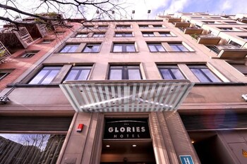 Glories Hotel