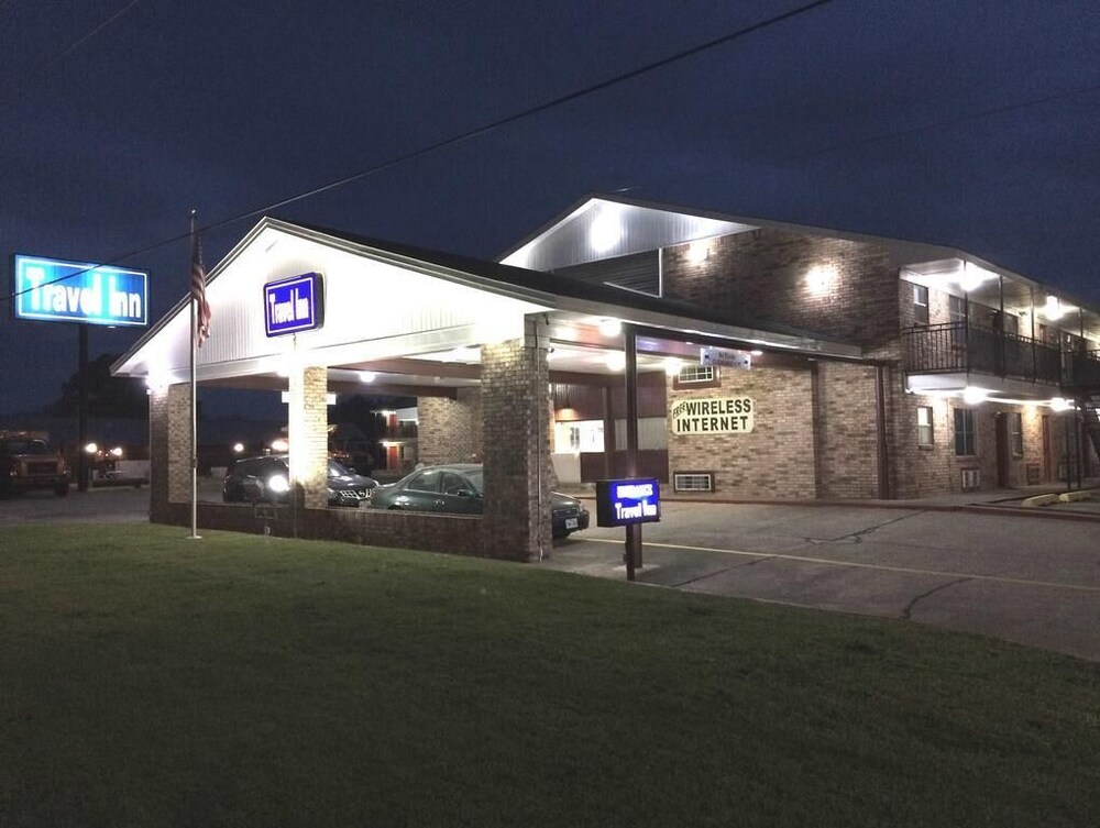 Travel Inn and Suites