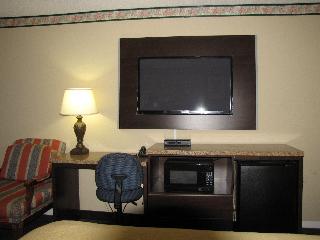 BUDGET HOST INN