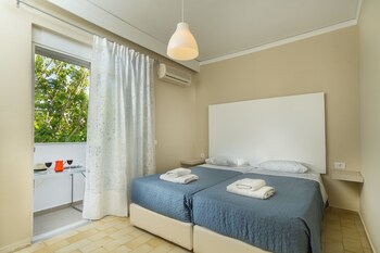 Lefka Hotel And Apartments