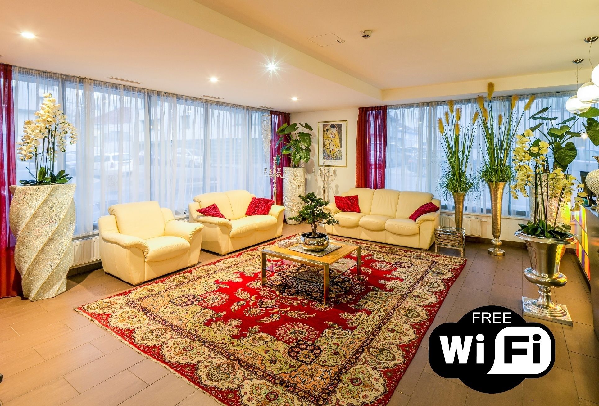 A And T Holiday Hostel Wien