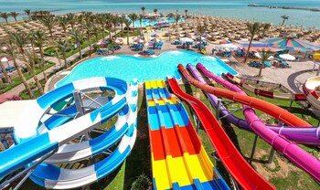 Hawaii Riviera Aqua Park Resort