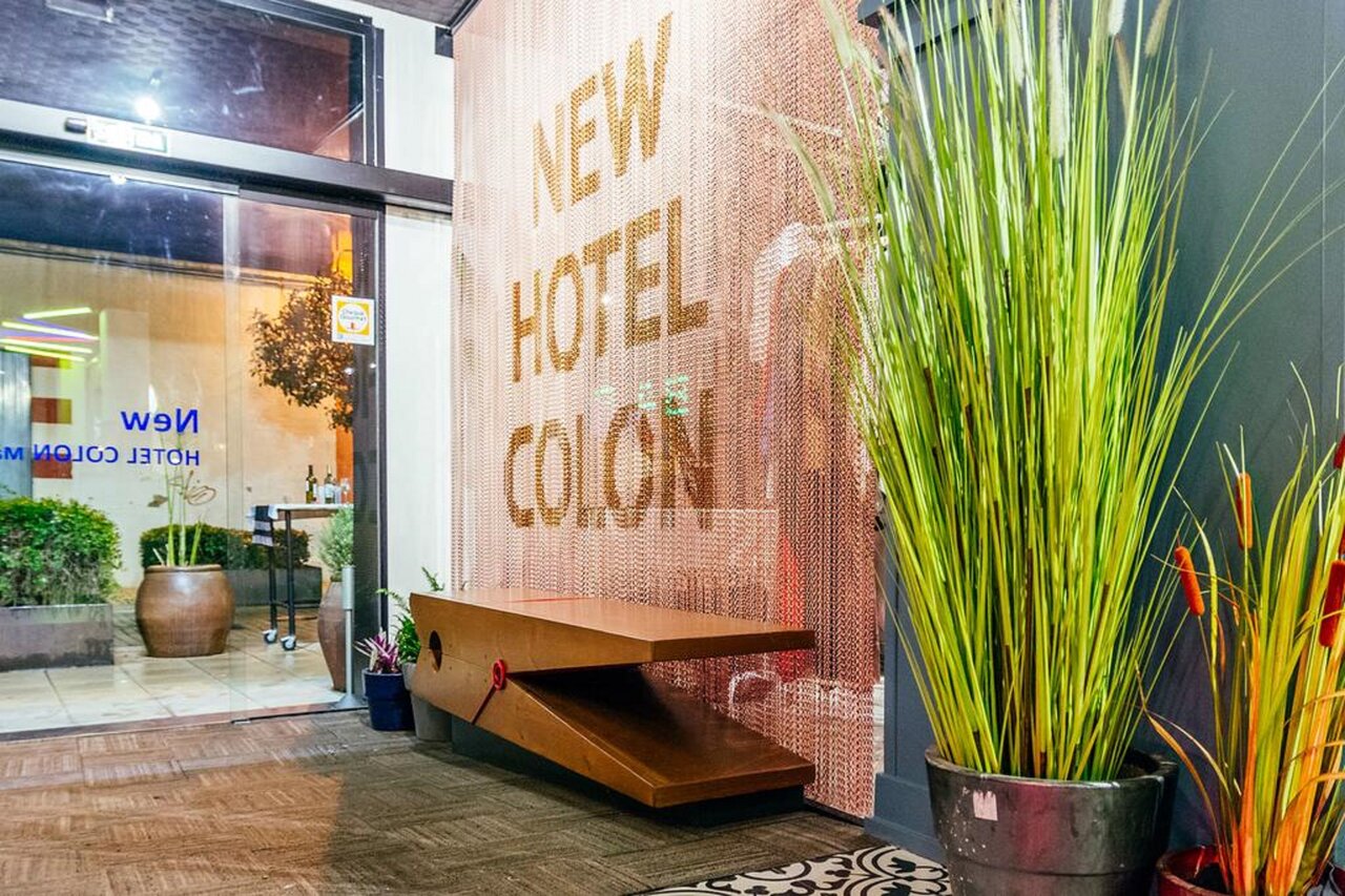 New Hotel Colón
