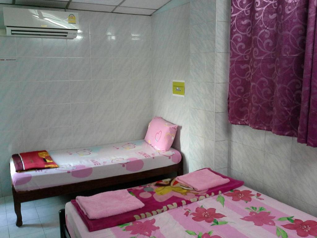 NEW CENTRAL GUESTHOUSE
