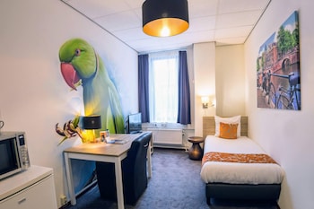 Amsterdam Teleport Hotel