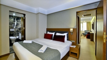 Zimmer Bosphorus Hotel
