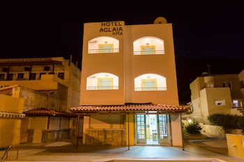 Aglaia Apartments & Studios