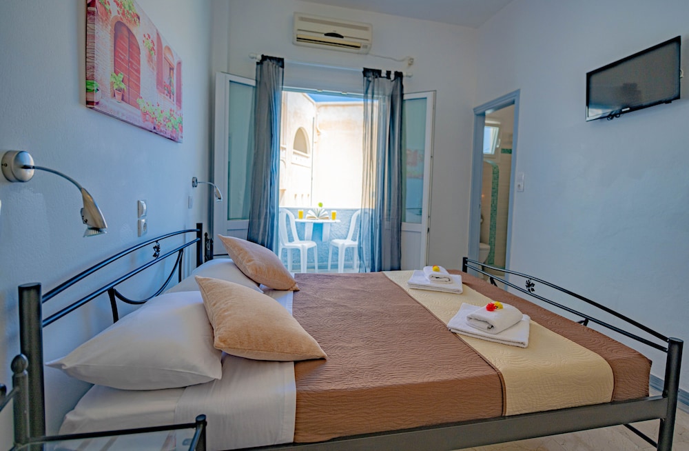 Join Us Low Cost Rooms
