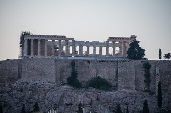 Acropolis Select