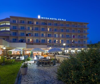 Invisa Hotel Es Pla