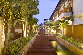 Signature Hotel Bali